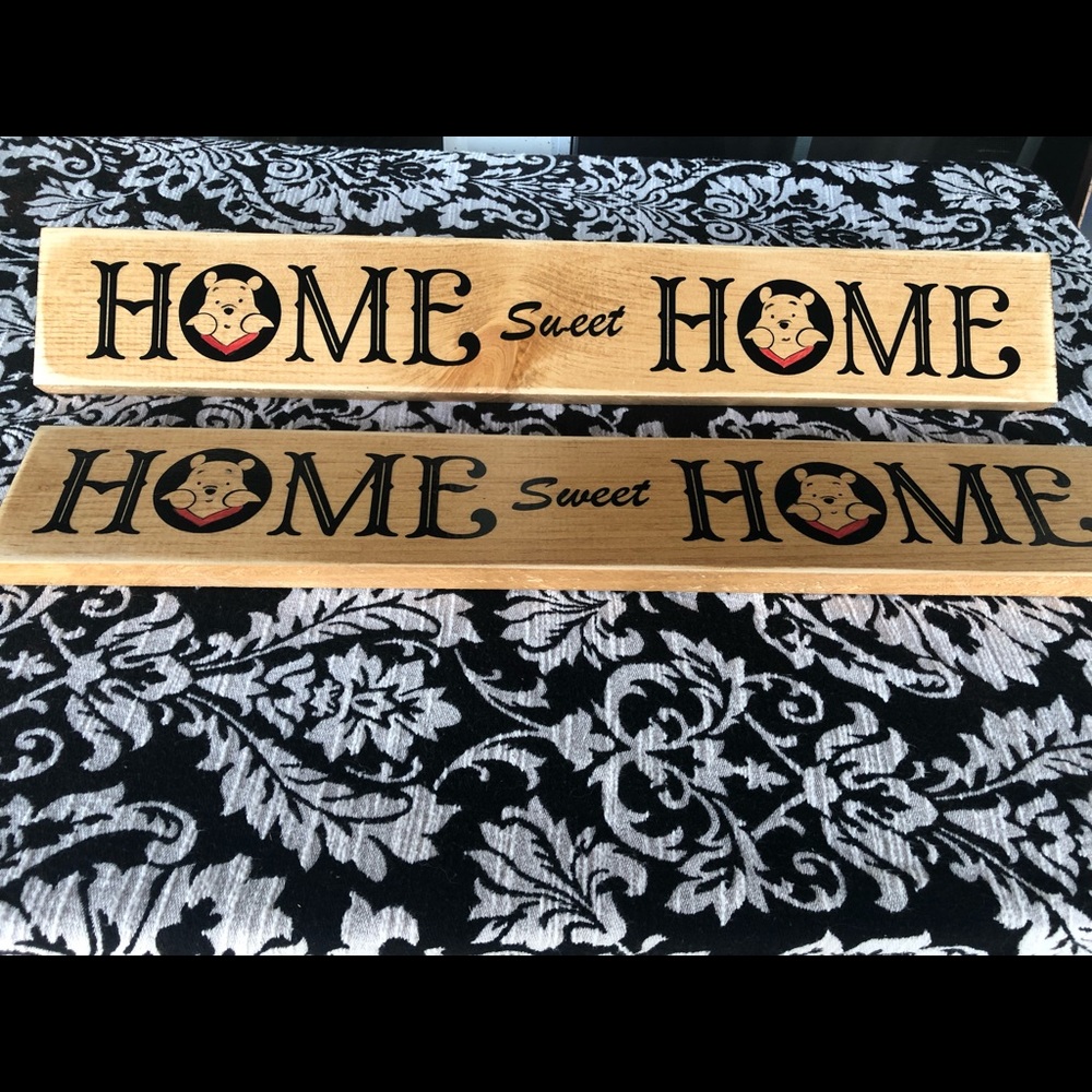 Wood sign Home sweet Home with Winnie the Pooh